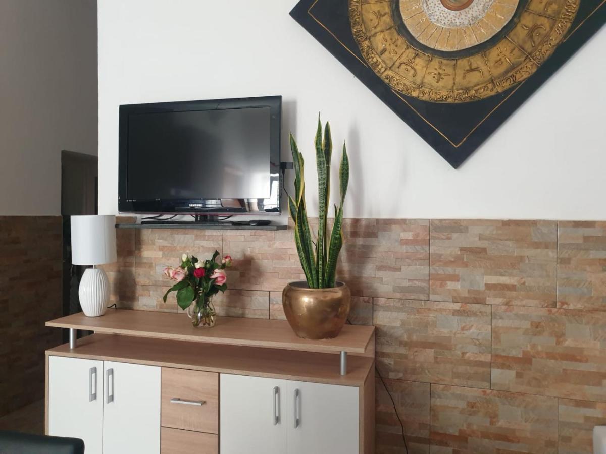 Casa Vacanze Con Giardino E Area Barbecue Martis Екстер'єр фото